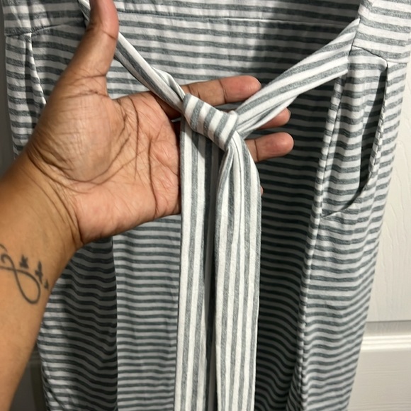 UVN Womens Gray White Striped Mini Dress - Tie Waist - Short Sleeve - Size XXL - Picture 7 of 8